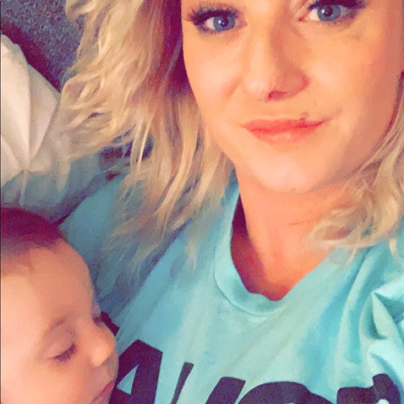 Meet your Posher, Leslie - Picture 4 of 5